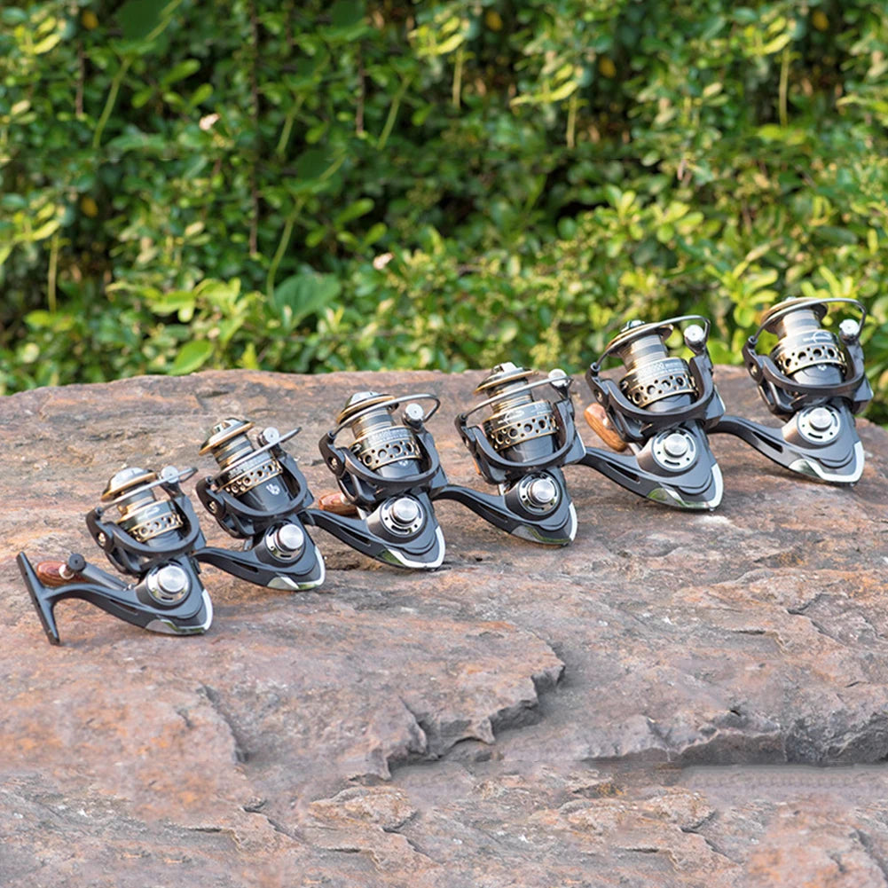 Spinning Fishing Reel With Wood Handle For Saltwater And Freshwater